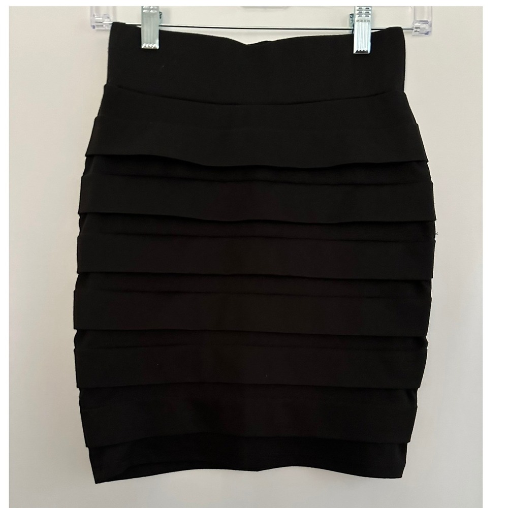 Brat Star Black Tiered Bandage Mini Skirt Size Small Y2K Indie Sleaze Goth Alt